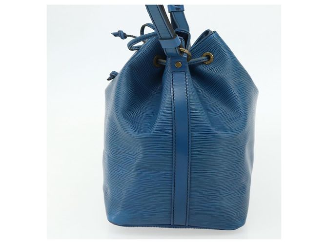 Noe LOUIS VUITTON Borsa a Spalla Petit Noé Epi Blu M44105 LV Auth YKZ1244 - vista 4