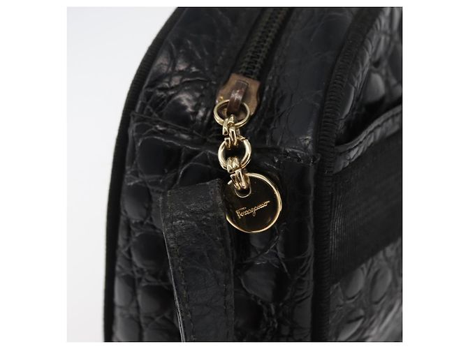 Bolso de Hombro Vala de Cuero Negro y Dorado Salvatore Ferragamo Auth ka4001 - vista 10