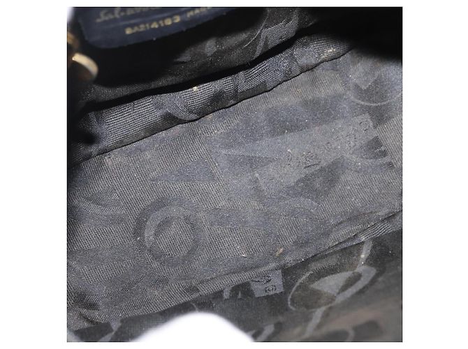 Bolso de Hombro Vala de Cuero Negro y Dorado Salvatore Ferragamo Auth ka4001 - vista 11