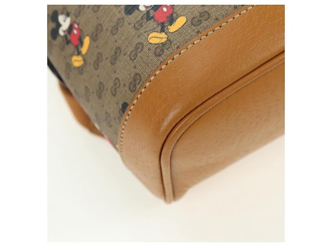 Gucci Zaino Disney Micro GG Supreme in PVC beige e oro 552884 Auth YKZ1317M D'oro - vista 16