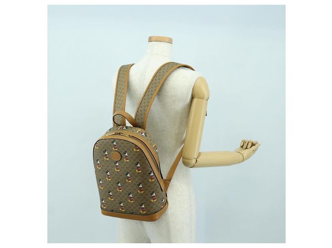 Gucci Zaino Disney Micro GG Supreme in PVC beige e oro 552884 Auth YKZ1317M D'oro - vista 28