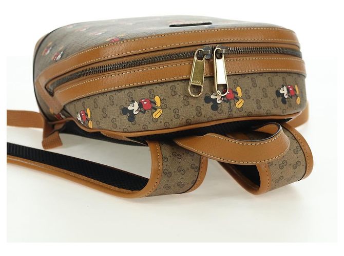 Gucci Zaino Disney Micro GG Supreme in PVC beige e oro 552884 Auth YKZ1317M D'oro - vista 6