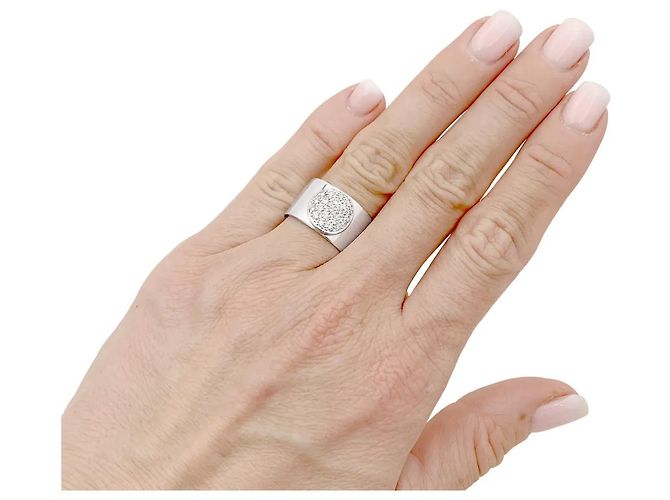 Anello Dinh Van, "Anthea", oro bianco e diamanti. - vista 7