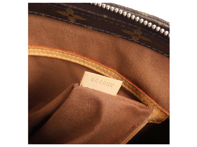 Borsa a Spalla Cabas Mezzo Monogram Louis Vuitton in Marrone M51151 - vista 15