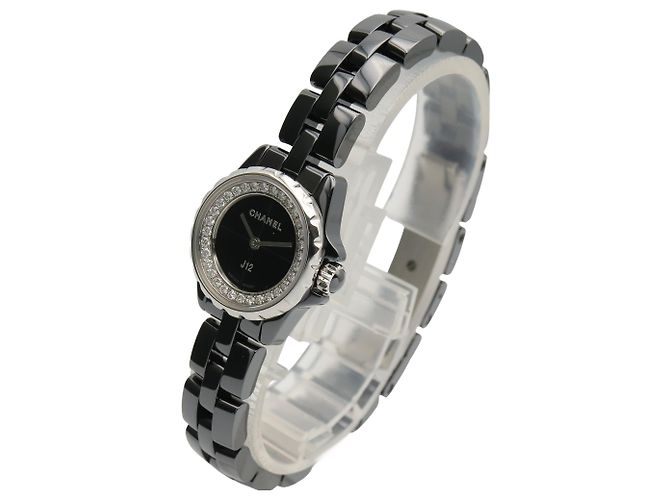 Reloj Chanel J12 XS con bisel de diamantes - vista 2