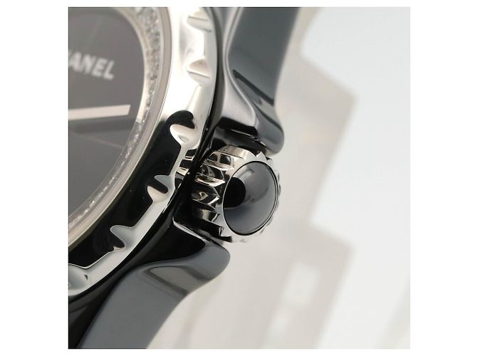 Reloj Chanel J12 XS con bisel de diamantes - vista 6