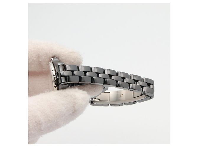 Reloj Chanel J12 XS con bisel de diamantes - vista 8