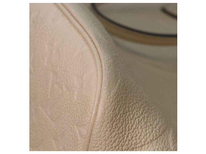 Borsa tote Neverfull MM in Monogram Empreinte Louis Vuitton Crudo - vista 9