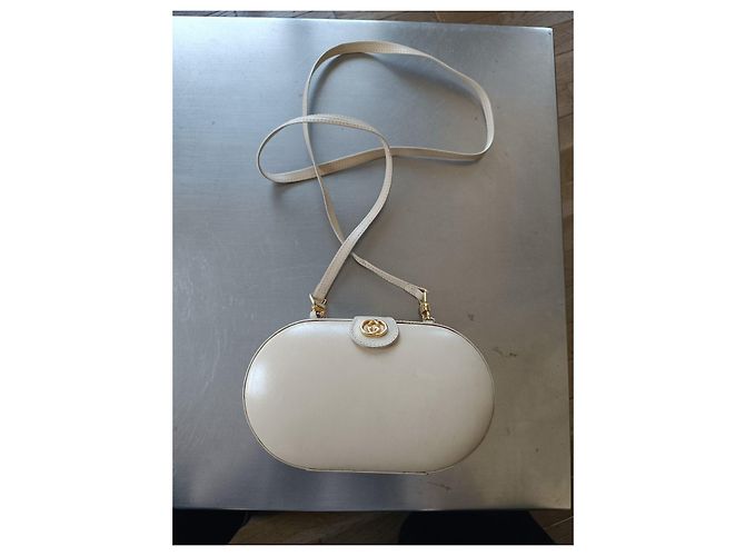 Gucci Borsa a spalla ovale in pelle beige - vista 2