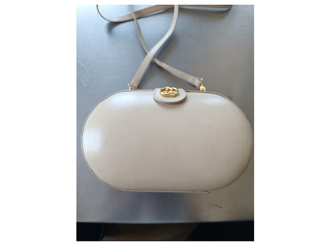 Gucci Borsa a spalla ovale in pelle beige - vista 3