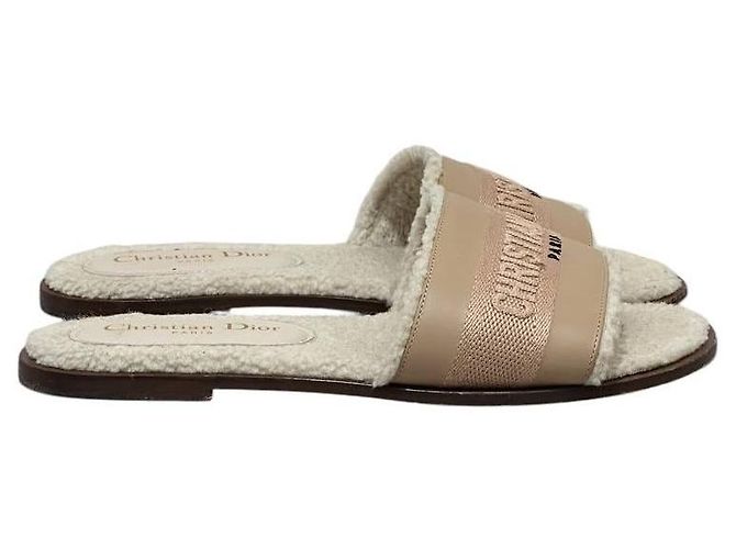 Sandali piatti in suede beige shearling Dway Christian Dior 37 usati - vista 3