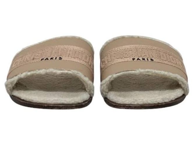 Sandali piatti in suede beige shearling Dway Christian Dior 37 usati - vista 4