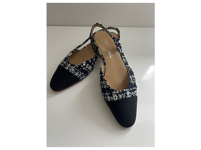 Chanel Scarpe Slingback in Tweed Blu Navy - vista 3