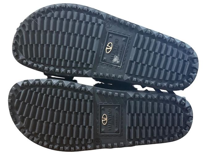 Sandalias de shearling Rockstud Valentino Garavani Negro - vista 7