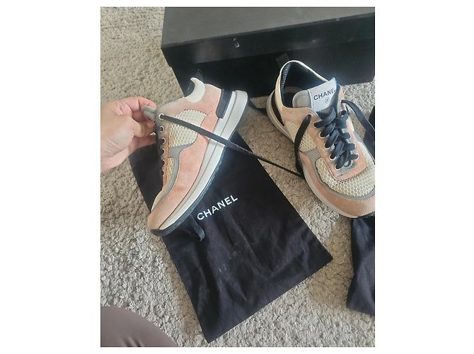 Sneakers Chanel in Pelle e Tessuto Rosa Nero Bianco Grigio - vista 5