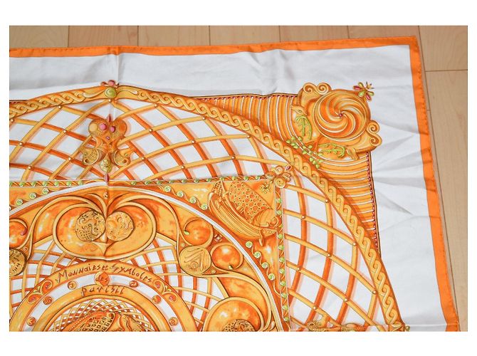 Sciarpa Hermès Monete E Simboli Dei Parisii 90 cm Sete Arancione RAK - vista 4