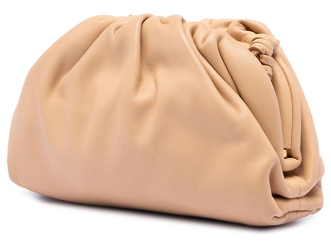 Bottega Veneta Mini Pouch in pelle di agnello beige con tracolla - vista 2