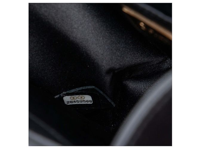 Chanel Mini Quadrato Nero in Pelle di Vitello Stampata Coco - vista 6