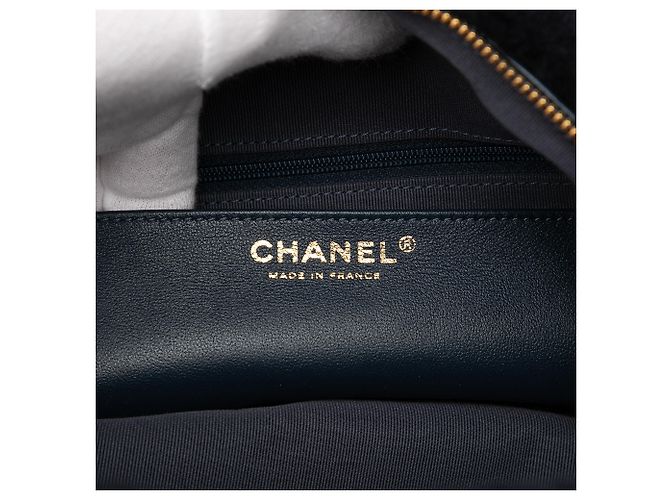 Große gesteppte Shearling Bowlingtasche Chanel Blue Coco Neigh Blau Marineblau - Ansicht 5