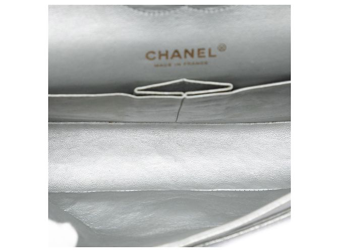 Chanel Argento Medio Classico Iridescente Pelle di Agnello Doppio Flap - vista 4