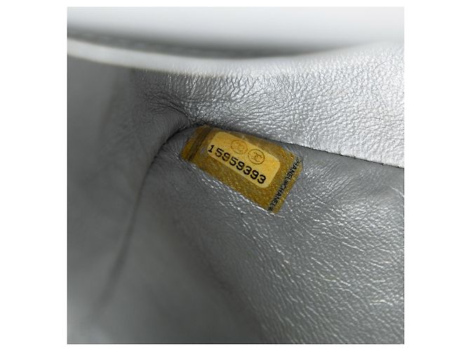 Chanel Argento Medio Classico Iridescente Pelle di Agnello Doppio Flap - vista 6