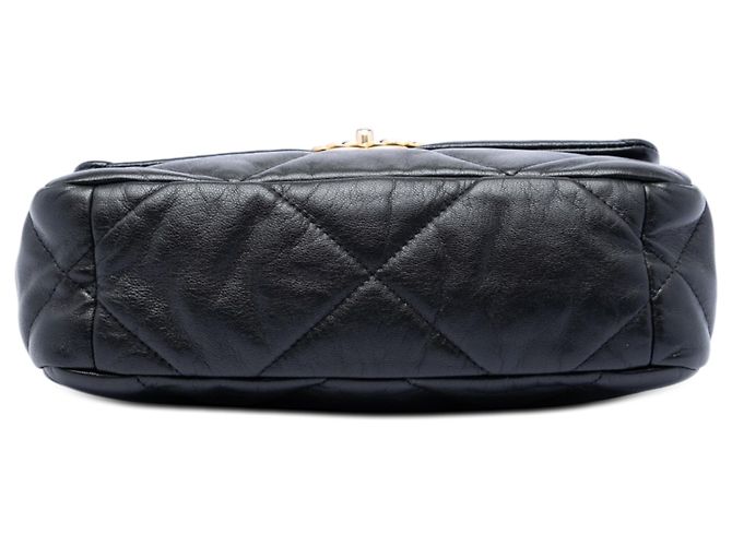 Chanel Preto Médio Couro de Cordeiro 19 Flap - vista 3
