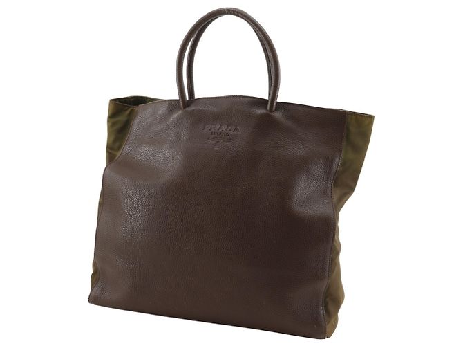 Borsa/tote in pelle di vitello marrone e nylon Prada - vista 2