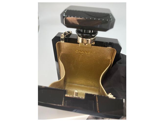 CHANEL Limitierte Auflage 2017 Seltene Parfümflasche Minaudière Perlen-Clutch & ein Staubbeutel Schwarz Golden Gold hardware - Ansicht 10
