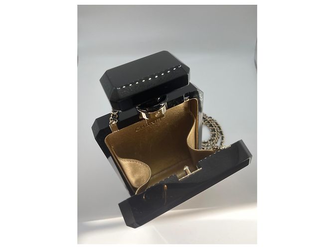 CHANEL Limitierte Auflage 2017 Seltene Parfümflasche Minaudière Perlen-Clutch & ein Staubbeutel Schwarz Golden Gold hardware - Ansicht 9