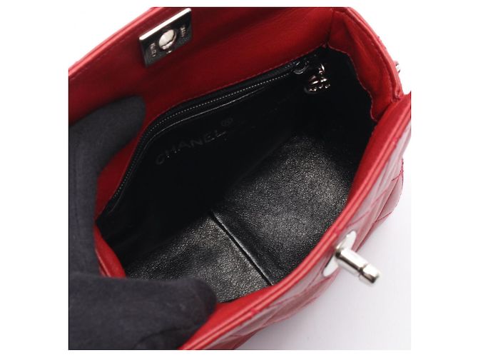 Borsa Chanel Matelassé in pelle di agnello rossa Rosso - vista 3