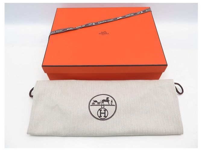 Hermès NUOVO BORSO HERMES P'TIT ARCON IN PELLE SWIFT MISTY H085871CPAA CON TRACOLLA Grigio antracite - vista 15