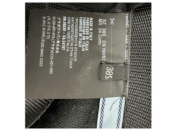 Saia midi com cinto em lã mohair cinza da Prada - vista 6