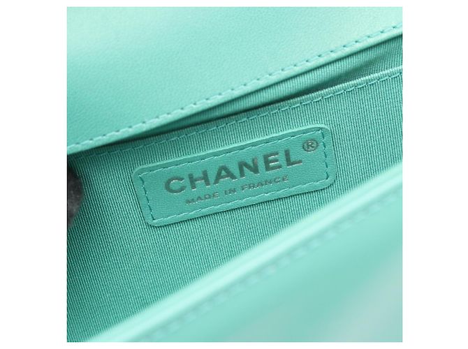 Borsa a Spalla Chanel Boy in Pelle Verde - vista 4