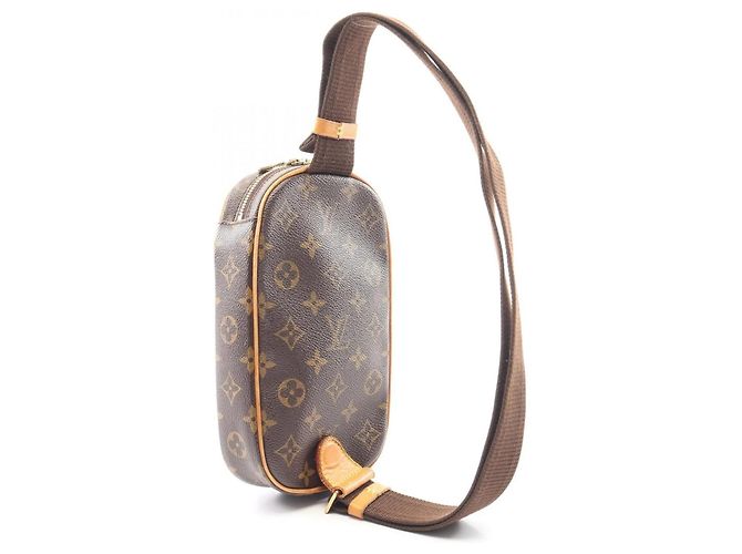 Borsa a vita Pochette Gange Louis Vuitton Marrone Monogramma - vista 2