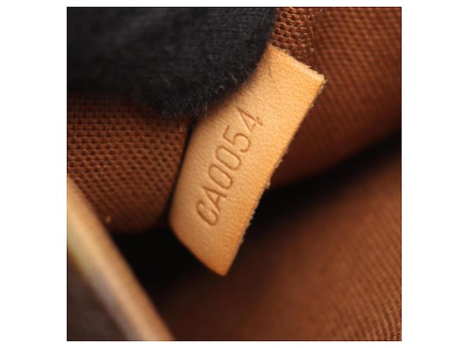 Borsa a vita Pochette Gange Louis Vuitton Marrone Monogramma - vista 5