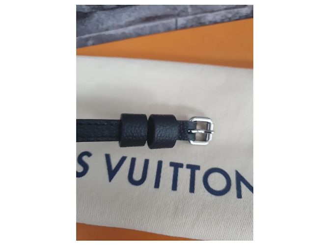 Louis Vuitton Pallas BB Crossbody Pelle Empreinte Nera Nero - vista 5