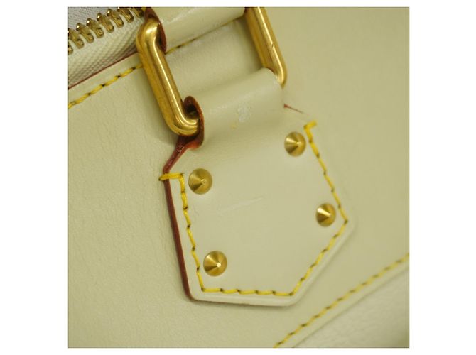 Borsa Lockit MM Suhali di Louis Vuitton Bianco - vista 10