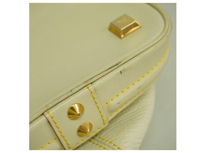 Borsa Lockit MM Suhali di Louis Vuitton Bianco - vista 7