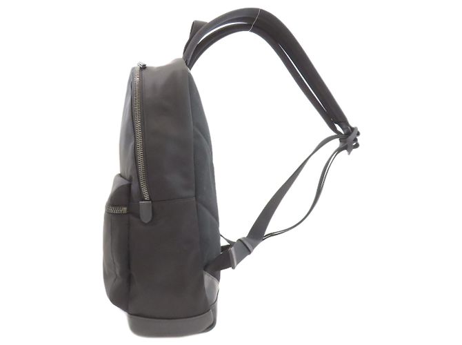 Mochila con logo Jimmy Choo en nylon negro - vista 3