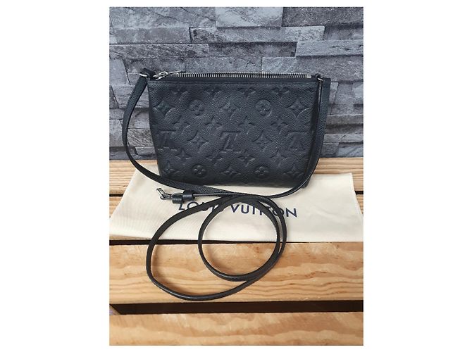 Louis Vuitton Pallas BB Empreinte Pelle Nera Crossbody Nero - vista 3