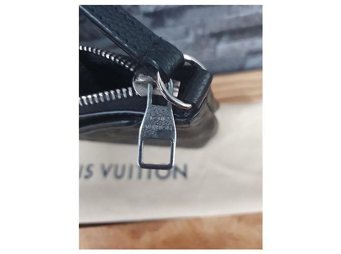 Louis Vuitton Pallas BB Empreinte Pelle Nera Crossbody Nero - vista 7