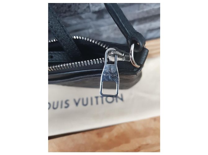 Louis Vuitton Pallas BB Empreinte Pelle Nera Crossbody Nero - vista 8