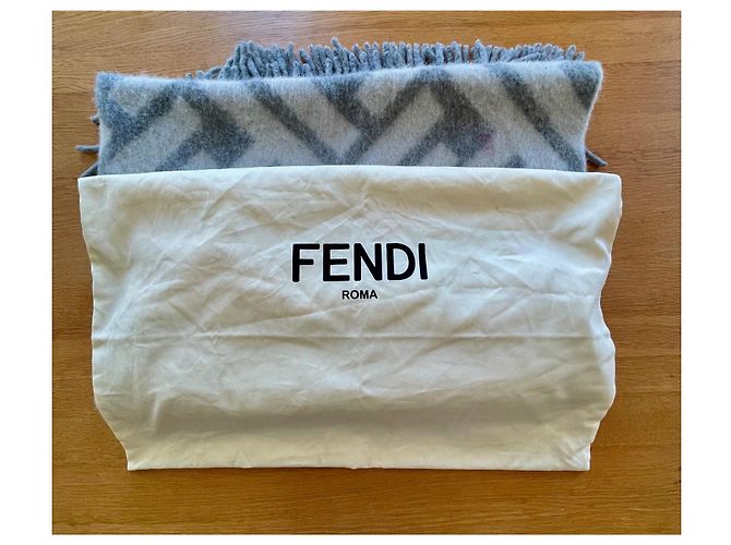 Fendi FF Motif Alpaca and Wool Throw White and Gray Multiple colors - view 4