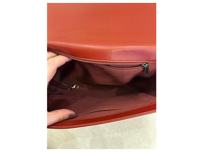 Chanel Boy Grande Borsa a Flap in Pelle Matelassé Rossa Rosso - vista 12