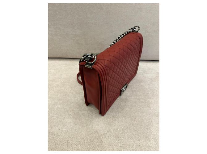 Chanel Boy Grande Borsa a Flap in Pelle Matelassé Rossa Rosso - vista 8