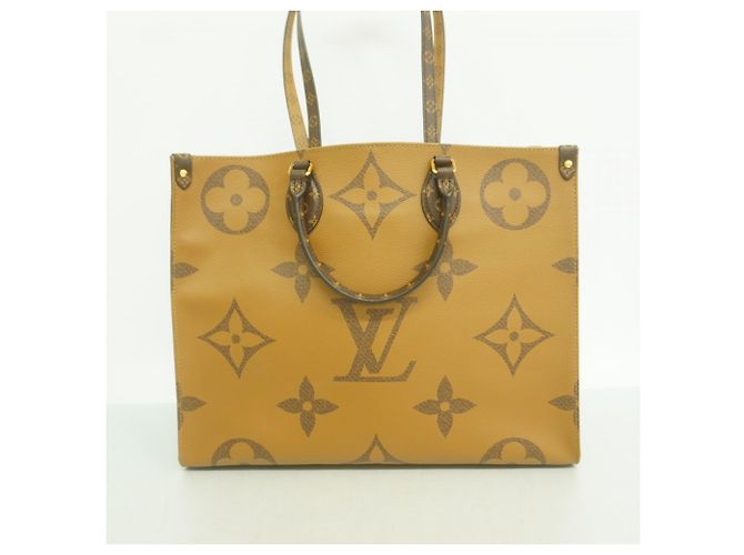 Borsa tote OnTheGo GM Monogram Giant Reverse Louis Vuitton Marrone - vista 9
