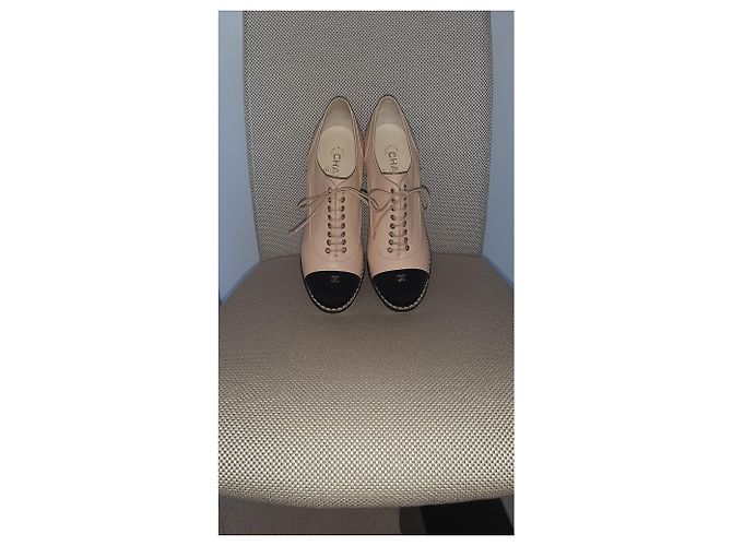 Chanel Schnürschuhe Kamel - Ansicht 3