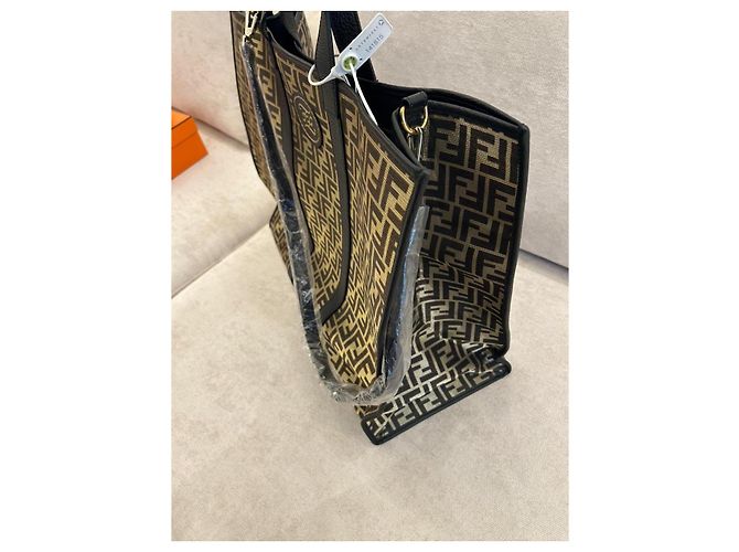 Fendi Zucca Karligraphy Tote Metallic Braun Beschichtetes Canvas - Ansicht 6