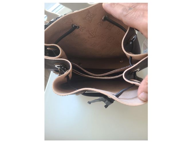 Borsa a secchiello Louis Vuitton in pelle marrone - vista 4