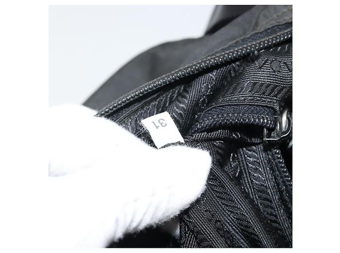 PRADA Schultertasche aus schwarzem Nylon mit Silber authentisch ka4043 - Ansicht 12